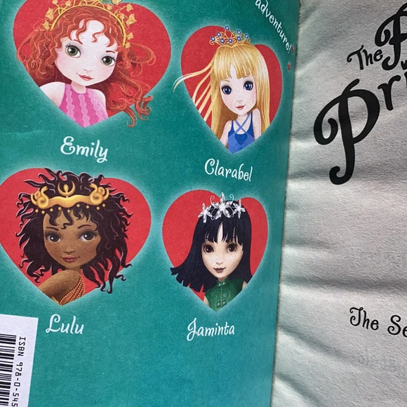 The Rescue Princesses-the secret promise paperback book - Picture 3 of 4